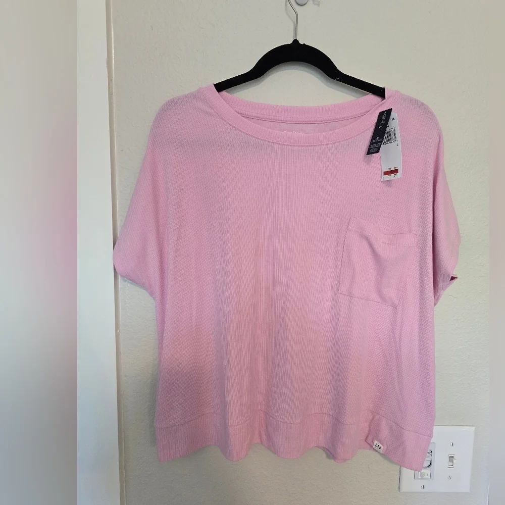 NWT Gap Body Cropped Ribbed Top - Picture 2 of 6